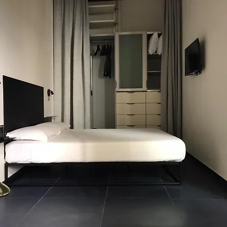 Domus Apartment