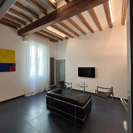 Apartment Domus